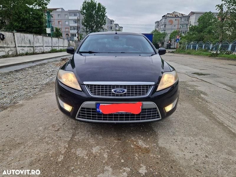 Culoarenegru Utilizat 2008 Ford Mondeo Ghia Berlinǎ | 3.500 EUR (Preț OK) - Imagine 1/4