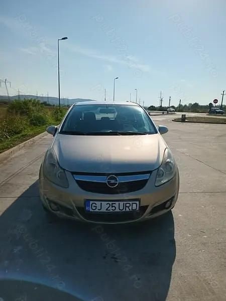 Utilizat 2009 Opel Corsa Hatchback | 2.500 EUR (Preț OK) - Imagine 1/4