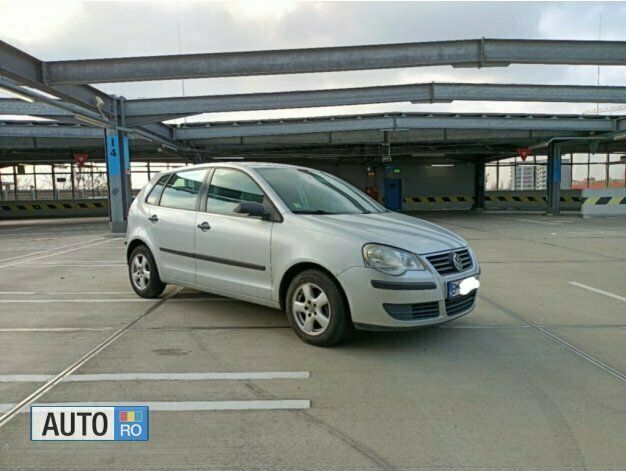 Argintiu Utilizat 2007 VW Polo Hatchback | 2.200 EUR (Preț OK) - Imagine 1/3