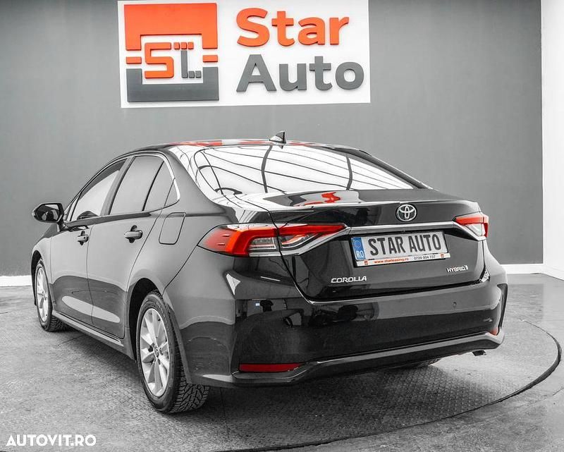 Second-hand Toyota Corolla Plus 122 CP (89 kW) 2023 Culoarenegru Berlinǎ