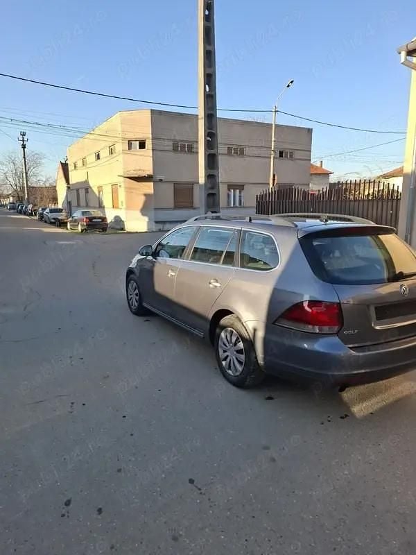 Second-hand VW Golf VI 105 CP (77 kW) 2010 Gri Hatchback