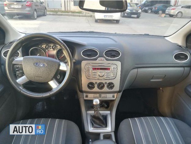 Second-hand Ford Focus 110 CP (80 kW) 2008 Albastru Break