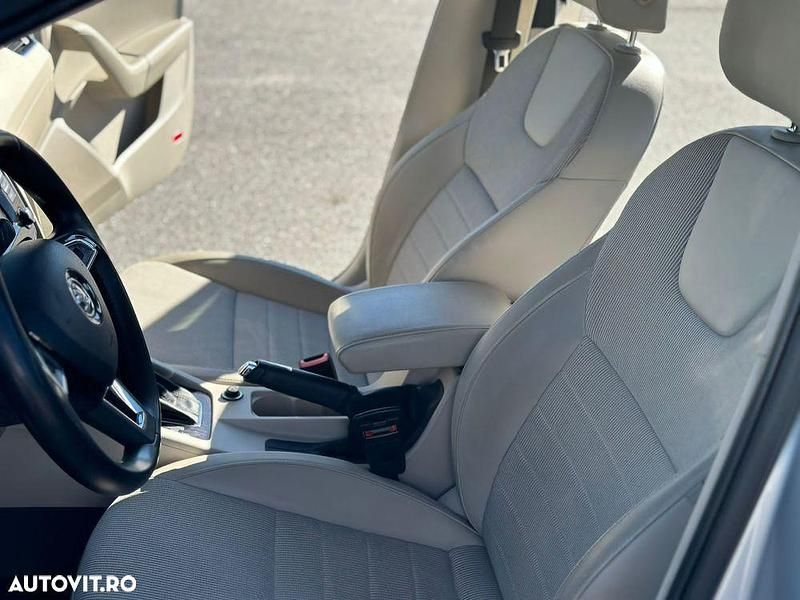 Second-hand Skoda Octavia Elegance 105 CP (77 kW) 2014 Culoaregri Berlinǎ