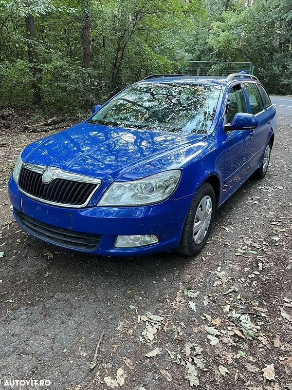 Culoarealbastru Utilizat 2009 Skoda Octavia Ambiente Break | 3.450 EUR (Preț OK) - Imagine 1/4