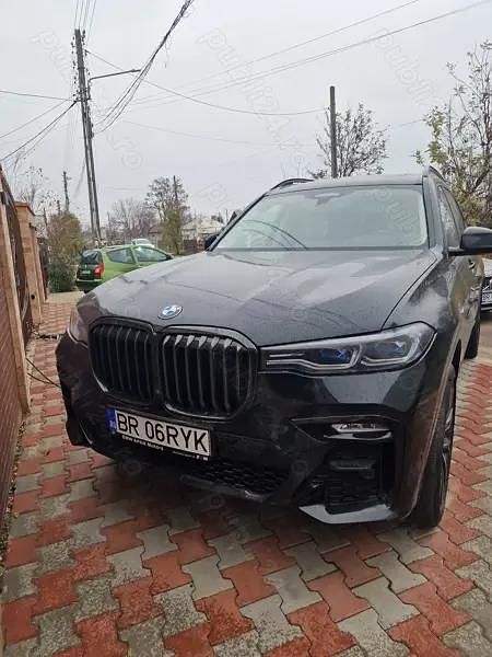 Second-hand BMW X7 340 CP (250 kW) 2022 Negru SUV