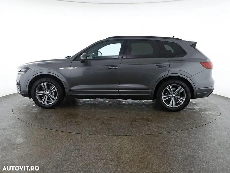 Second-hand VW Touareg R-line 231 CP (169 kW) 2021 Gri mediumetalic SUV