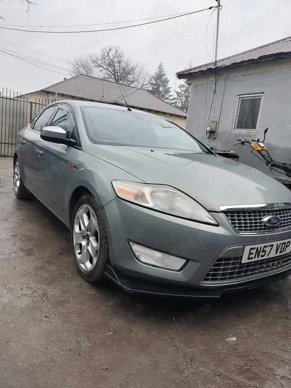 Second-hand Ford Mondeo 170 CP (125 kW) 2008 Berlinǎ