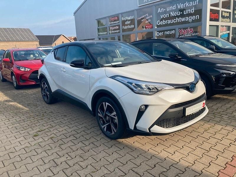 Utilizat 2023 Toyota C-HR SUV | 38.550 EUR - Imagine 1/1