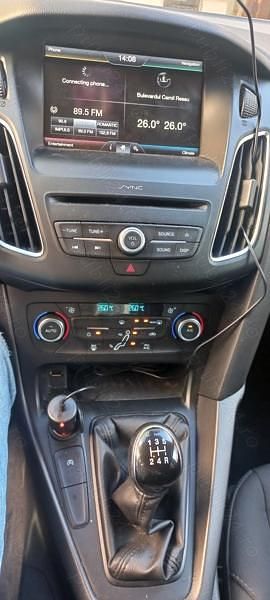 Second-hand Ford Focus 101 CP (74 kW) 2016 Albastru Break