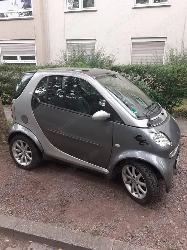 Utilizat 2004 Smart ForTwo Coupé Coupe | 2.490 EUR - Imagine 1/4
