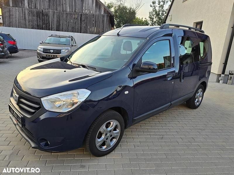 Albastru Utilizat 2015 Dacia Dokker Lauréate Van | 5.490 EUR (Preț OK) - Imagine 1/4