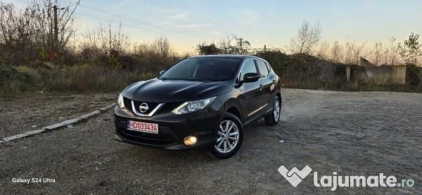Utilizat 2015 Nissan Qashqai SUV | 9.390 EUR (Preț bun) - Imagine 1/4