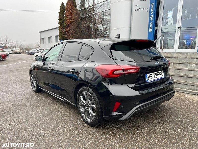 Second-hand Ford Focus 155 CP (114 kW) 2025 Culoarenegru Hatchback