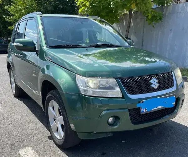 Verde Utilizat 2010 Suzuki Grand Vitara SUV | 6.500 EUR - Imagine 1/4