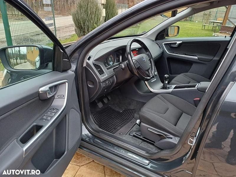 Second-hand Volvo XC60 Momentum 136 CP (100 kW) 2014 Culoaregri SUV