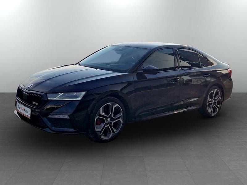 Negru metalic perleffect Second-hand 2022 Skoda Octavia RS | 31.550 EUR (Scump) - Imagine 1/4