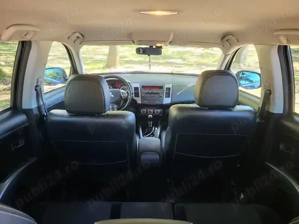 Utilizat 2011 Mitsubishi Outlander SUV | 4.300 EUR (Preț bun) - Imagine 1/4