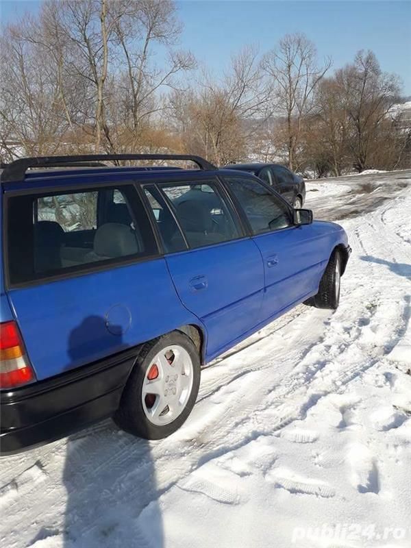 Second-hand Opel Astra 1997 Albastru Break