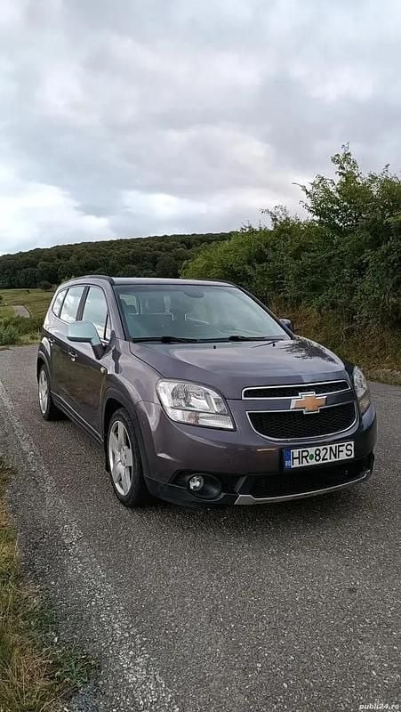 Utilizat 2011 Chevrolet Orlando Monovolum | 4.050 EUR - Imagine 1/4