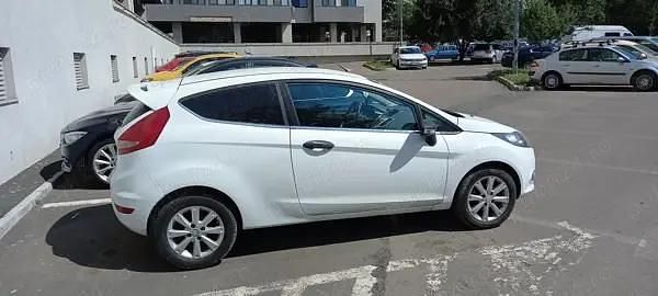 Second-hand Ford Fiesta 51 CP (37 kW) 2011 Alb Hatchback
