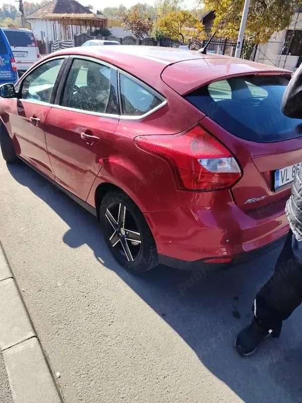 Second-hand Ford Focus 115 CP (84 kW) 2011 Berlinǎ