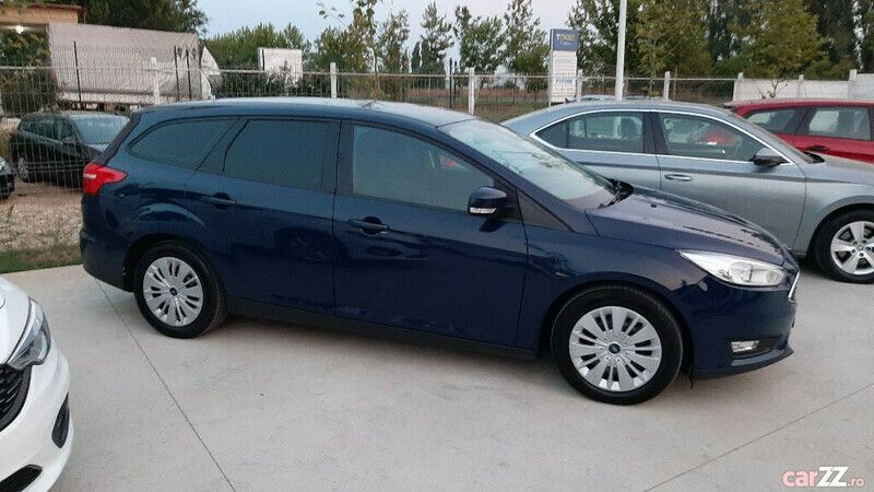 Second-hand Ford Focus 90 CP (66 kW) 2016 Albastru Break