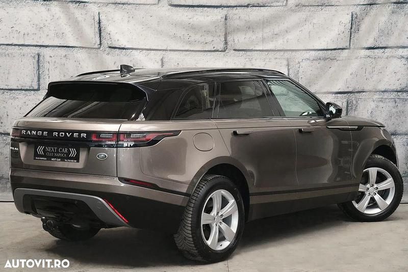 Second-hand Land Rover Range Rover Velar SE Dynamic 179 CP (131 kW) 2019 Culoaremaro SUV