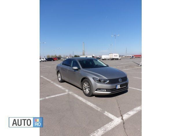 Gri Utilizat 2015 VW Passat Comfortline Berlinǎ | 14.300 EUR (Preț OK) - Imagine 1/4