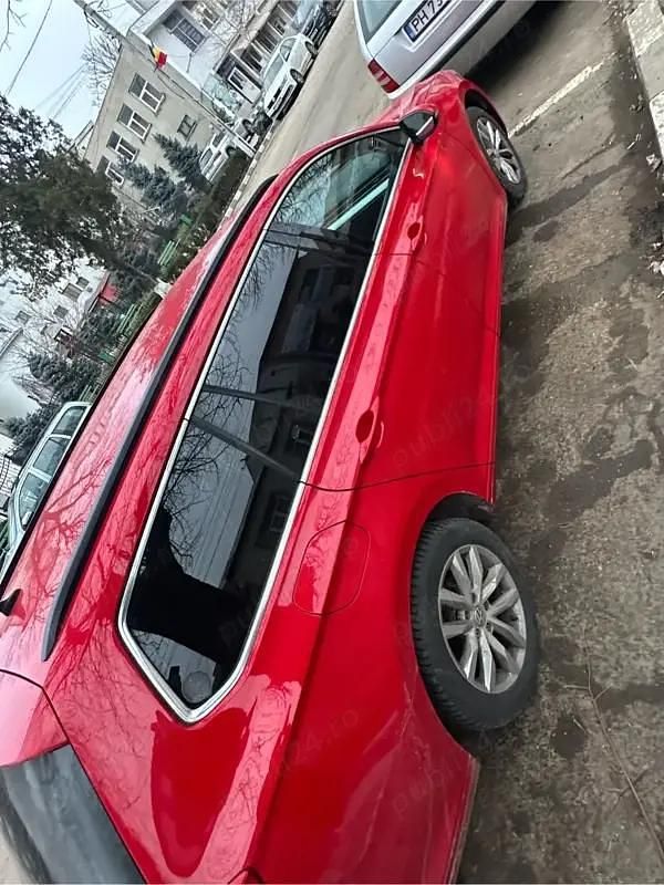 Second-hand VW Passat 120 CP (88 kW) 2015 Rosu Berlinǎ