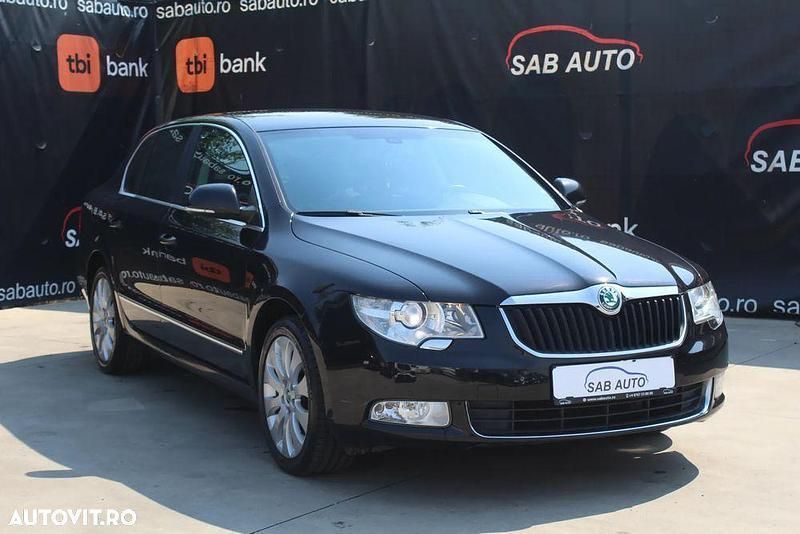 Negru Utilizat 2011 Skoda Superb Active Berlinǎ | 7.899 EUR (Preț OK) - Imagine 1/4