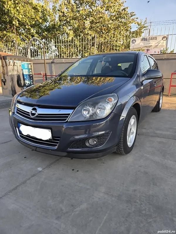 Albastru Utilizat 2011 Opel Astra Hatchback | 3.250 EUR (Preț bun) - Imagine 1/4