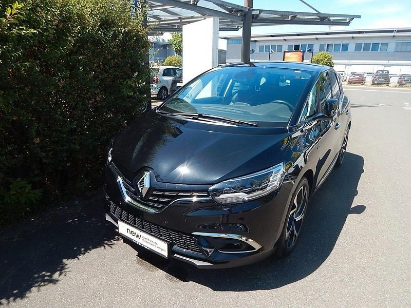 Utilizat 2022 Renault Scénic IV Black Edition Monovolum | 19.235 EUR - Imagine 1/1