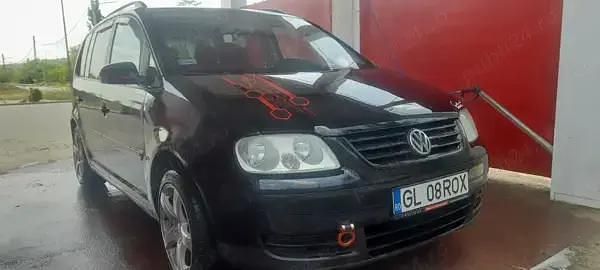 Utilizat 2005 VW Touran Monovolum | 2.150 EUR (Preț OK) - Imagine 1/4