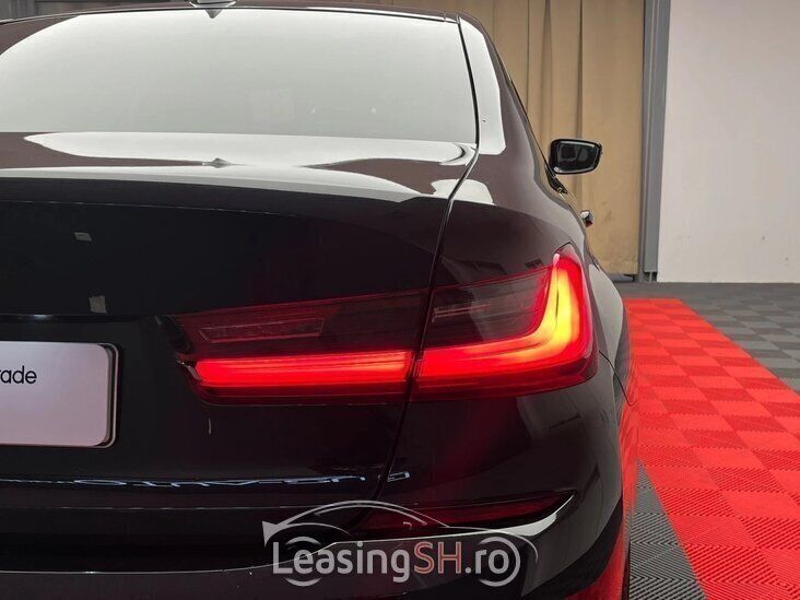 Negru Utilizat 2019 BMW 320 Berlinǎ | 33.900 EUR - Imagine 1/4
