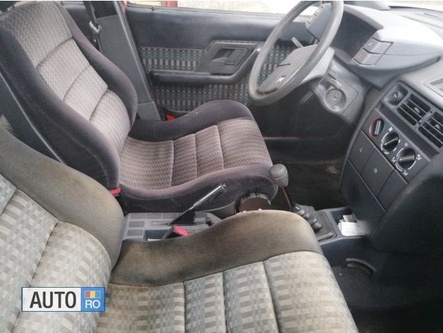 Rosu Utilizat 1991 Citroën BX Hatchback | 800 EUR - Imagine 1/1