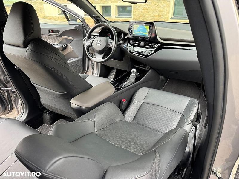Second-hand Toyota C-HR Style 122 CP (89 kW) 2020 Culoarealte culori SUV