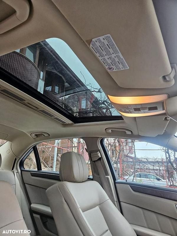 Second-hand Mercedes E250 Elegance 204 CP (150 kW) 2009 Culoaremaro Berlinǎ