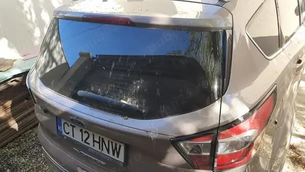 Second-hand Ford Kuga Vignale 180 CP (132 kW) 2018 Bej SUV