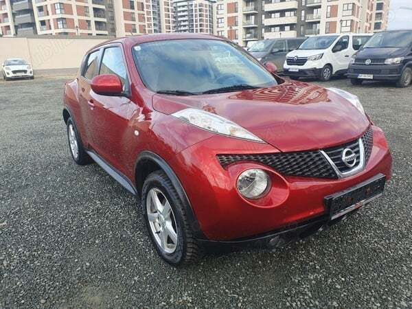 Rosu Utilizat 2011 Nissan Juke SUV | 6.350 EUR (Puțin scump) - Imagine 1/4