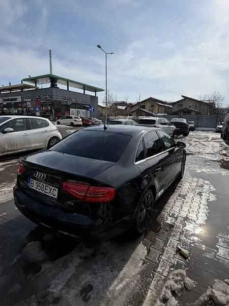 Second-hand Audi A4 S-Line 143 CP (105 kW) 2012 Berlinǎ