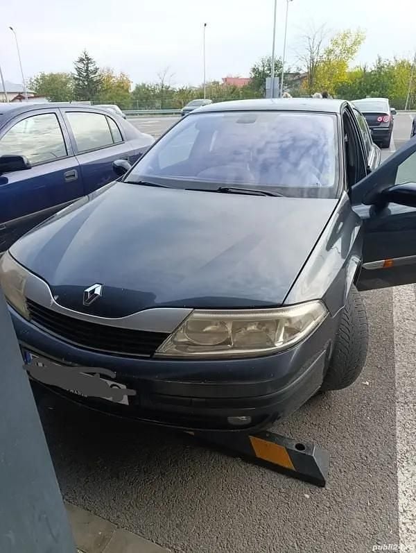 Second-hand Renault Laguna II 125 CP (91 kW) 2004 Berlinǎ
