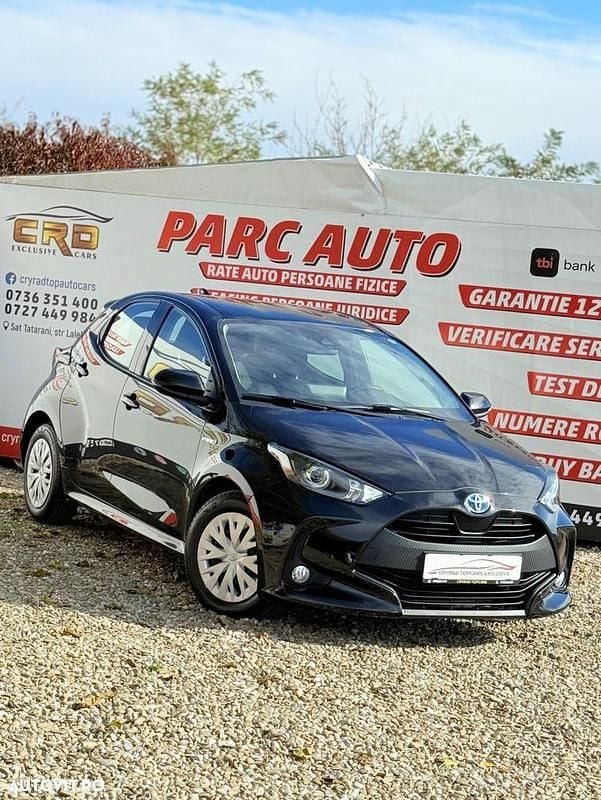 Culoarenegru Utilizat 2021 Toyota Yaris Hybrid Style | 14.496 EUR (Preț OK) - Imagine 1/4