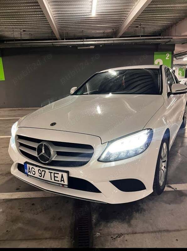 Utilizat 2019 Mercedes 200 Berlinǎ | 19.500 EUR - Imagine 1/4