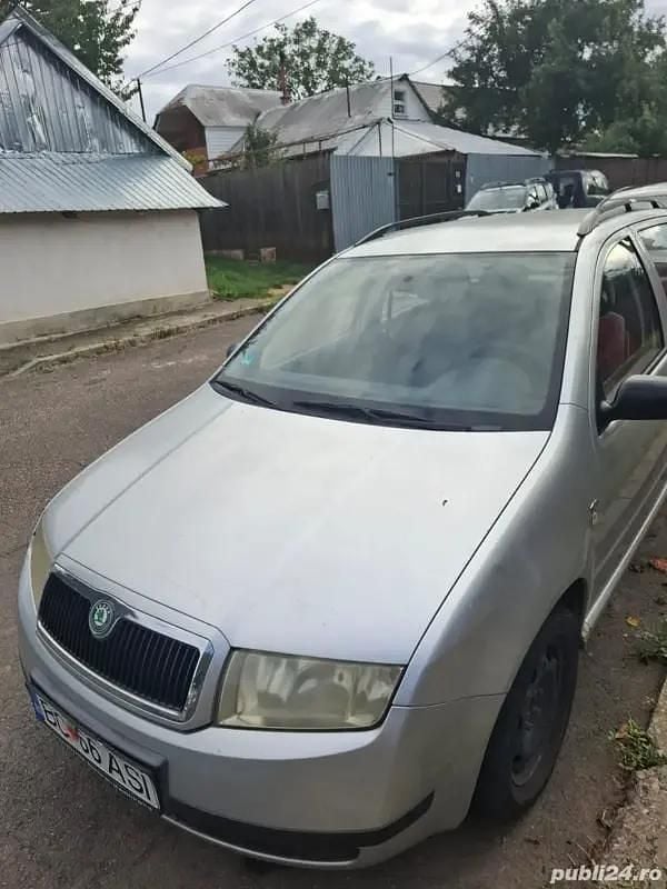 Utilizat 2002 Skoda Fabia Berlinǎ | 800 EUR (Preț OK) - Imagine 1/4