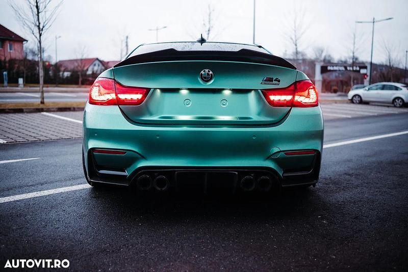 Second-hand BMW M4 Comfort Edition 500 CP (367 kW) 2016 Culoarealb Coupe