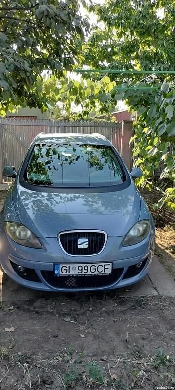 Utilizat 2008 Seat Altea Monovolum | 3.000 EUR - Imagine 1/4