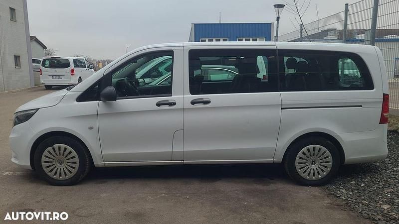 Second-hand Mercedes Vito 136 CP (100 kW) 2023 Culoarealb Van