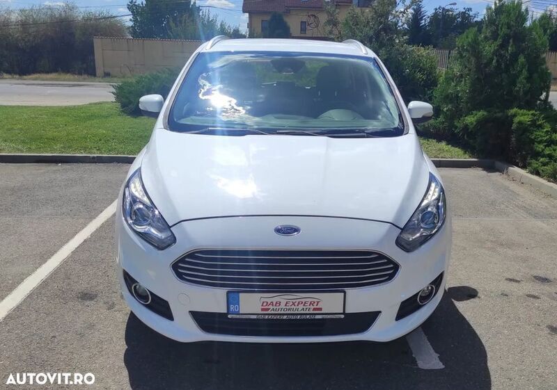 Second-hand Ford S-MAX Titanium 180 CP (132 kW) 2018 Alb Monovolum