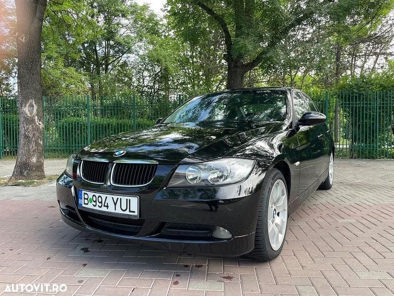 Culoarenegru Utilizat 2006 BMW 318 Berlinǎ | 3.300 EUR (Preț OK) - Imagine 1/4