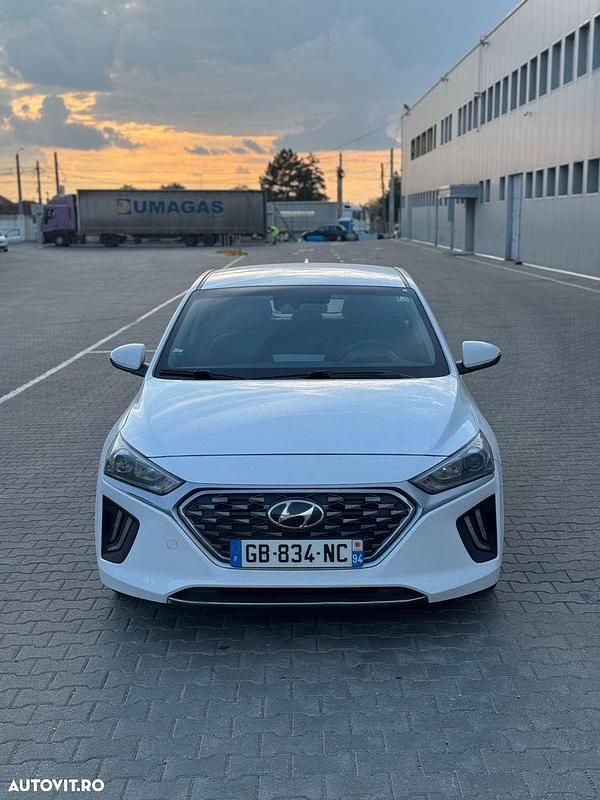 Culoarealb Utilizat 2021 Hyundai Ioniq Berlinǎ | 11.900 EUR (Preț OK) - Imagine 1/4